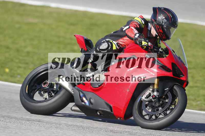 /Archiv-2025/02 28.-31.01.2025 Moto Center Thun Jerez/rot-red/62